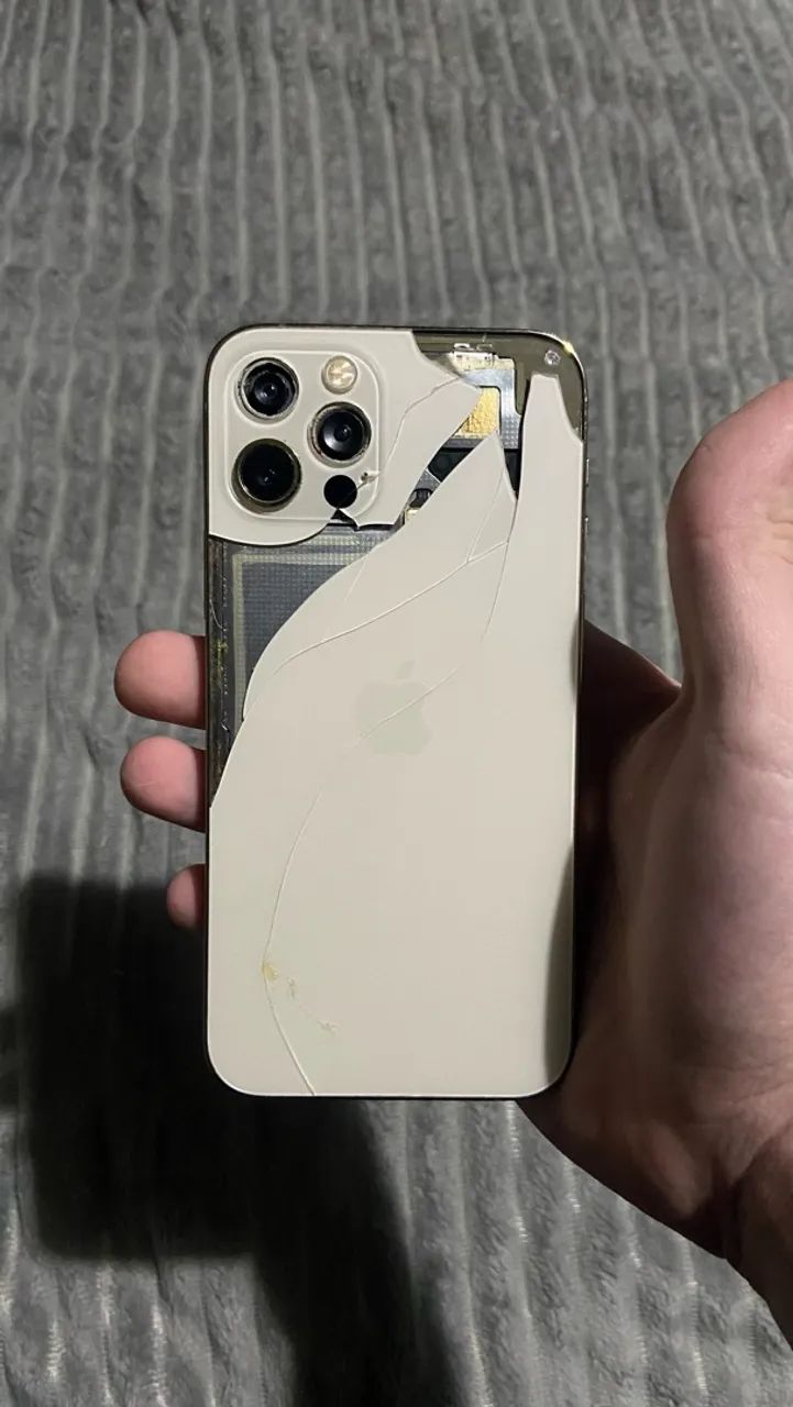 IPHONE 12 PRO  - Foto 3
