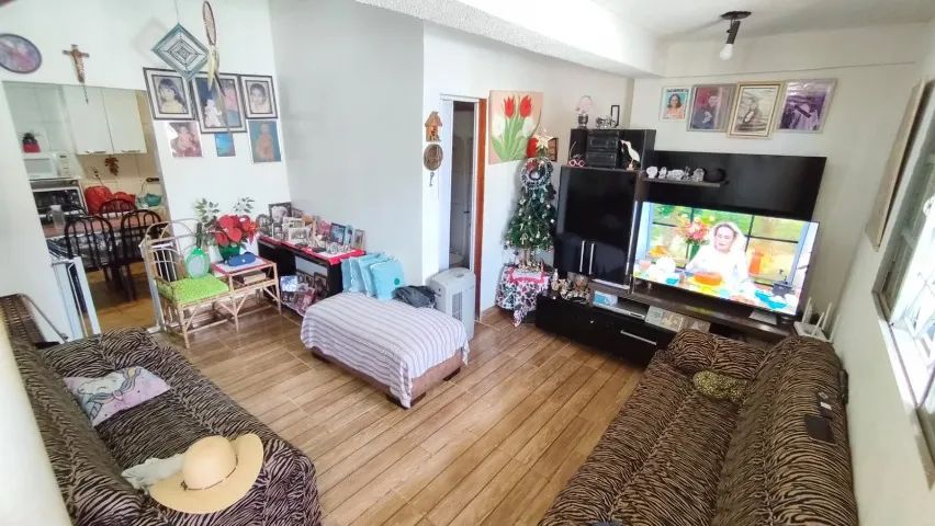 CASA NO CENTRO DA CIDADE