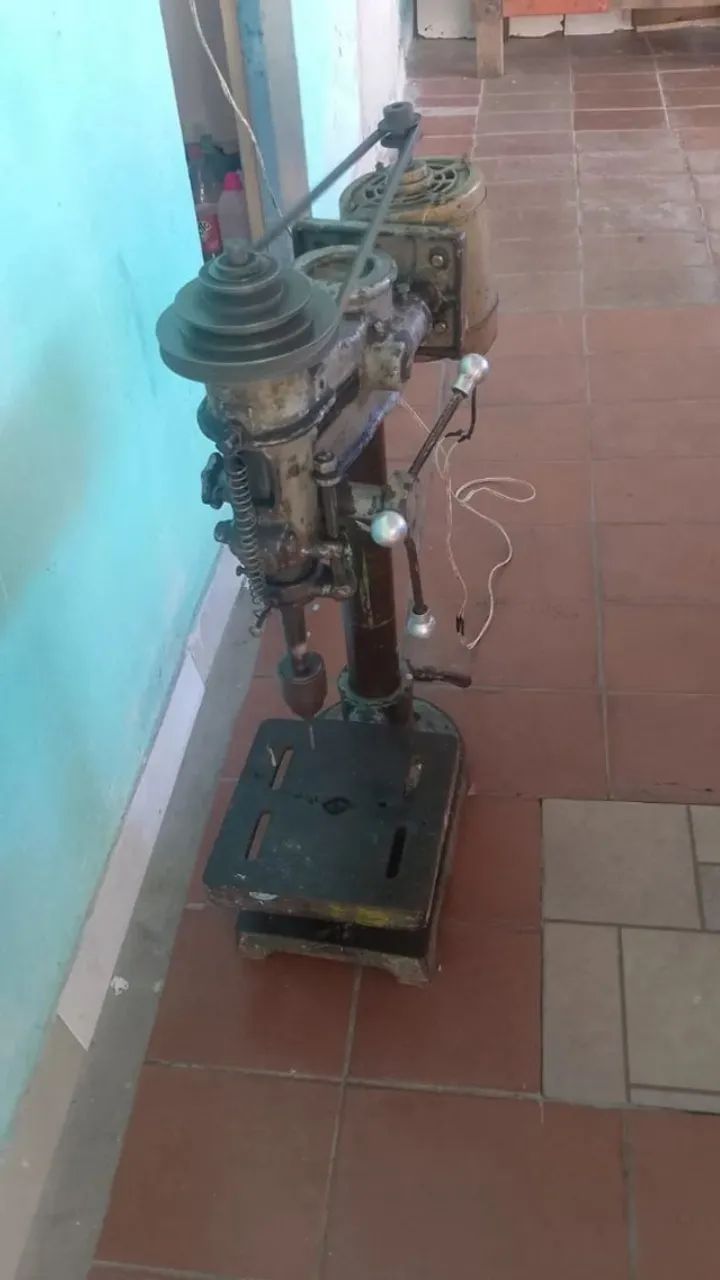 FURADEIRA  DE  BANCADA ACEITO PROPOSTA NO VALOR  - Foto 4