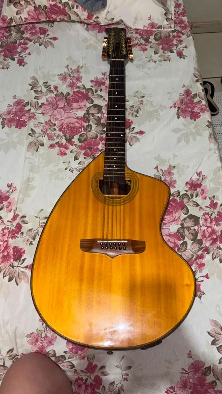 Craviola Giannini elétrica 