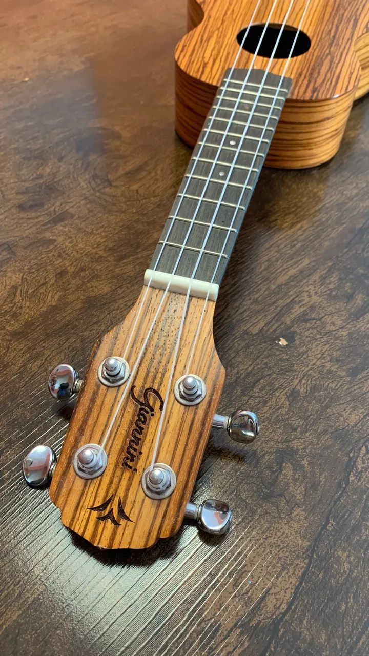Ukulele Giannini - Foto 2