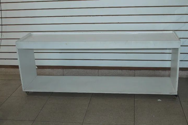 Móvel Expositor / Rack com Rodinhas - 1,80m