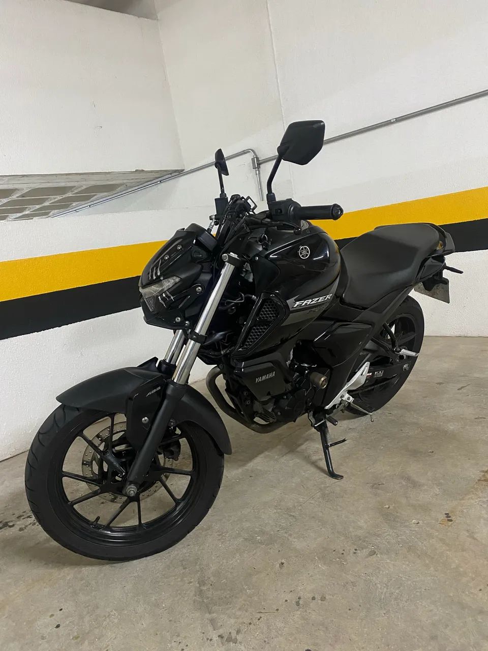 Fazer Fz15