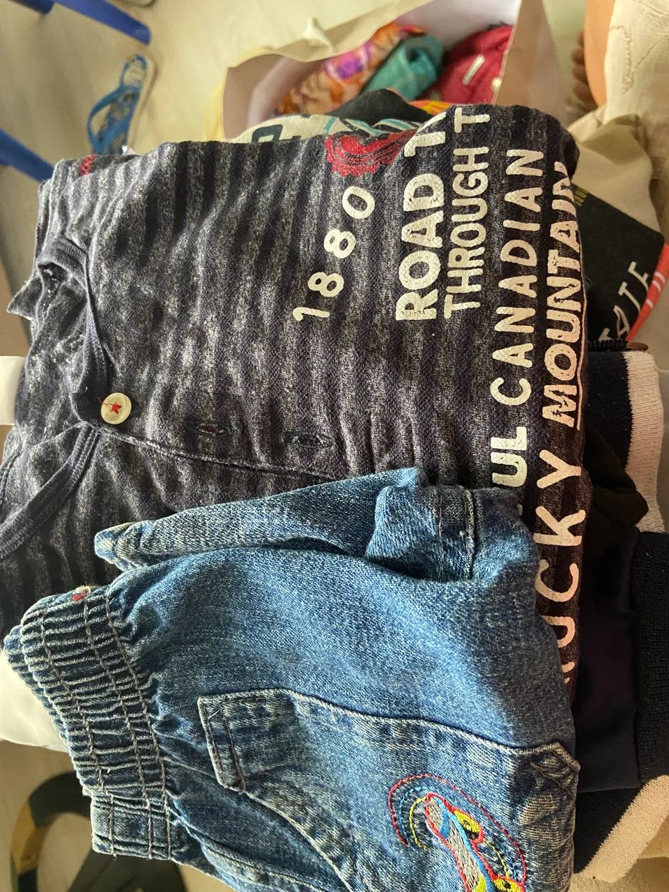 Combo de roupas infantis para meninos 3 a 7 anos. - Foto 3