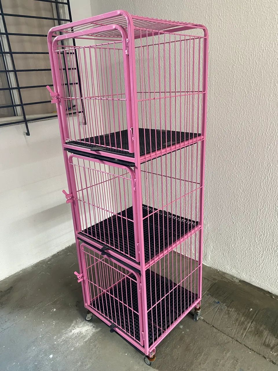 Canil Gatil Vertical De 3 Gaiolas Pet Shop Banho E Tosa Cor Rosa - Foto 2
