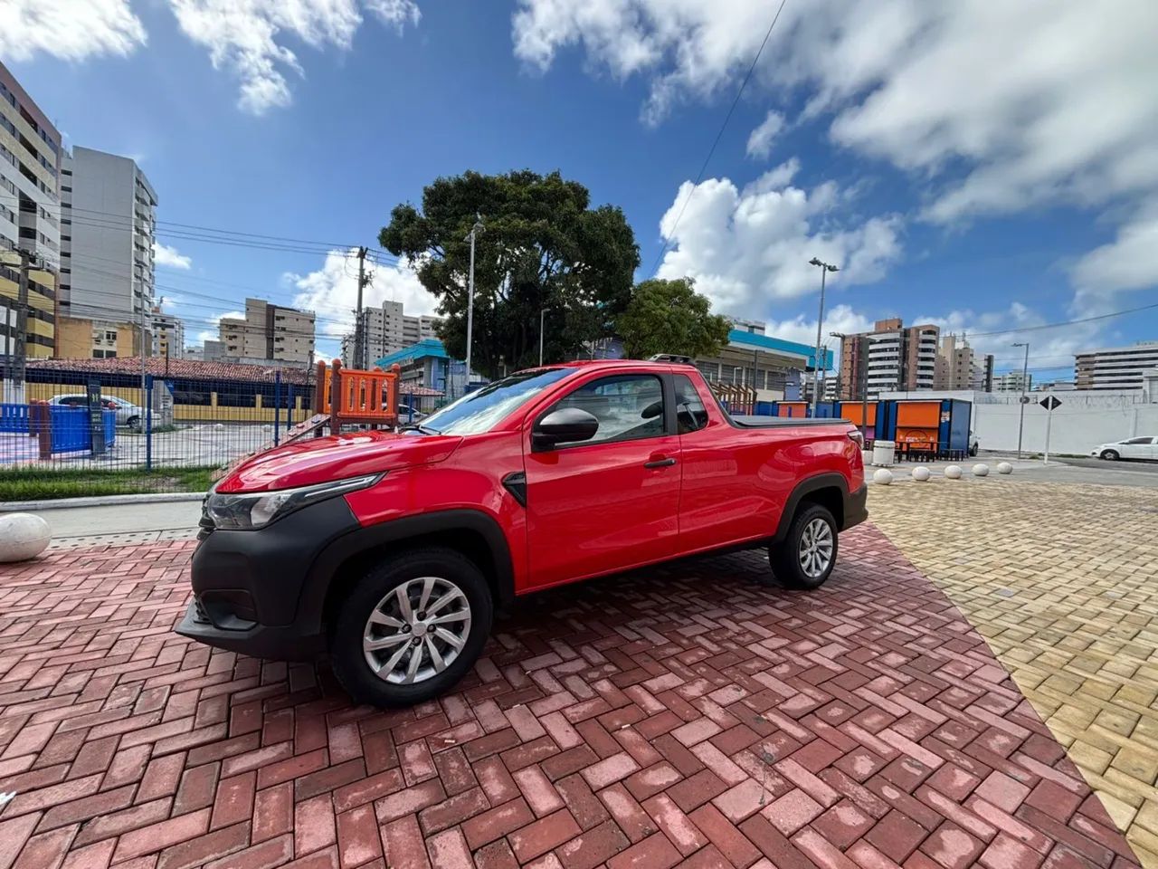 Fiat Strada 2024