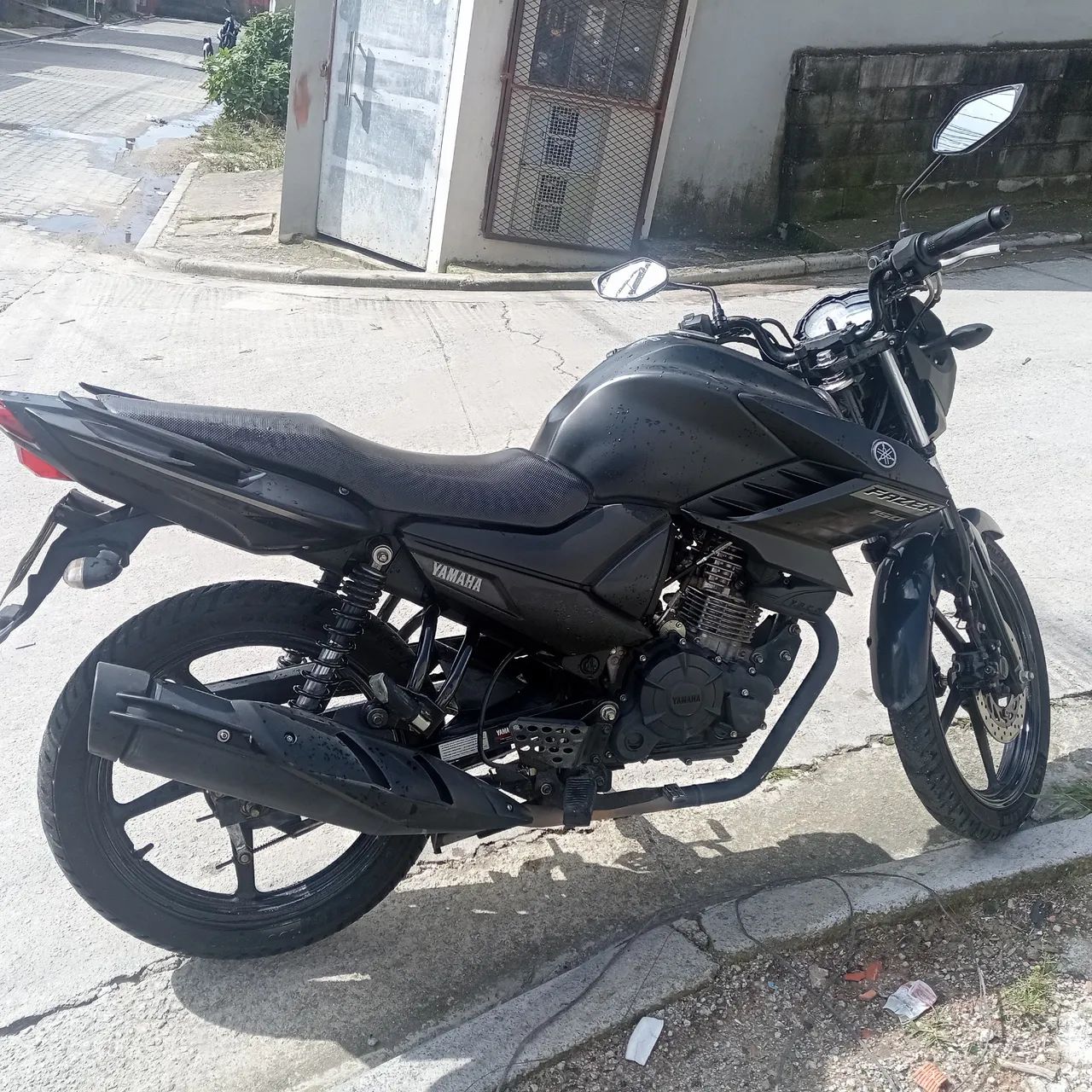 Fazer 150 15.800