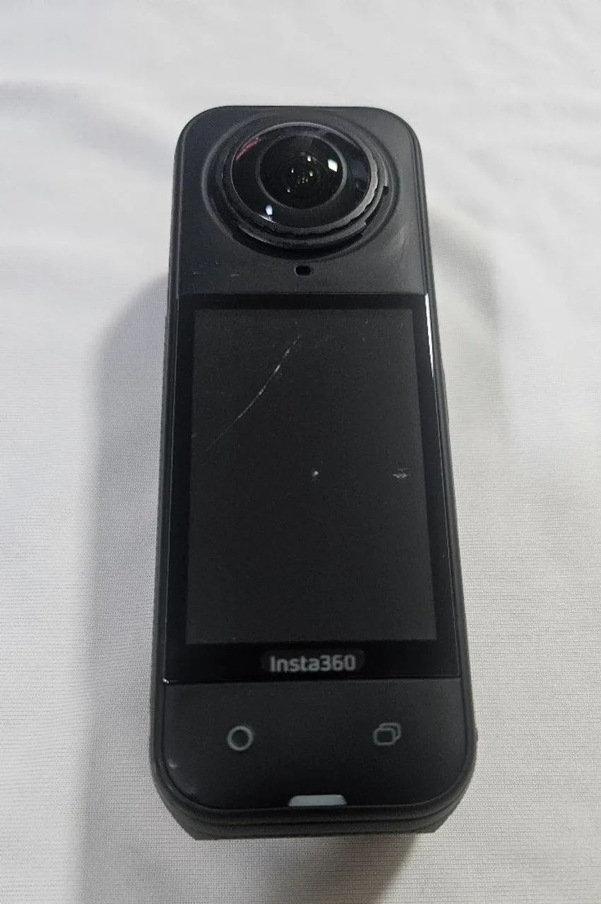 Insta360 X5 - Foto 2