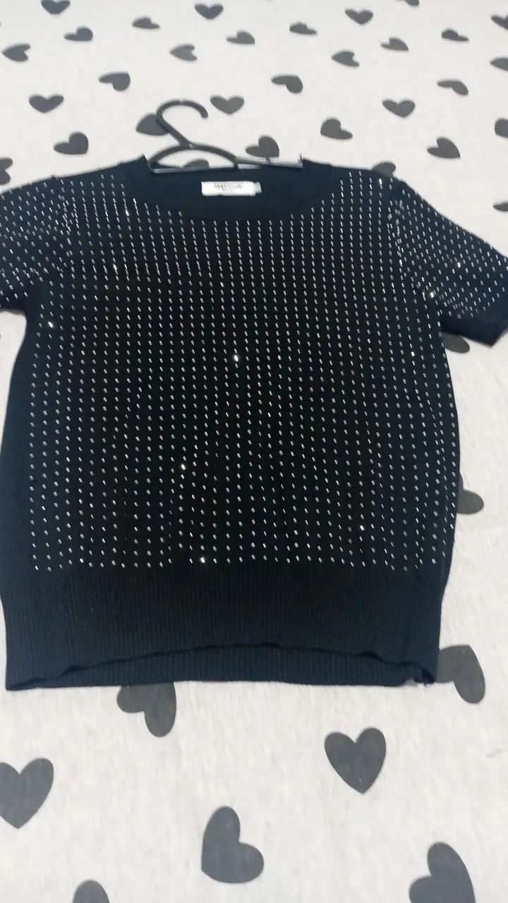 Blusa preta com brilho