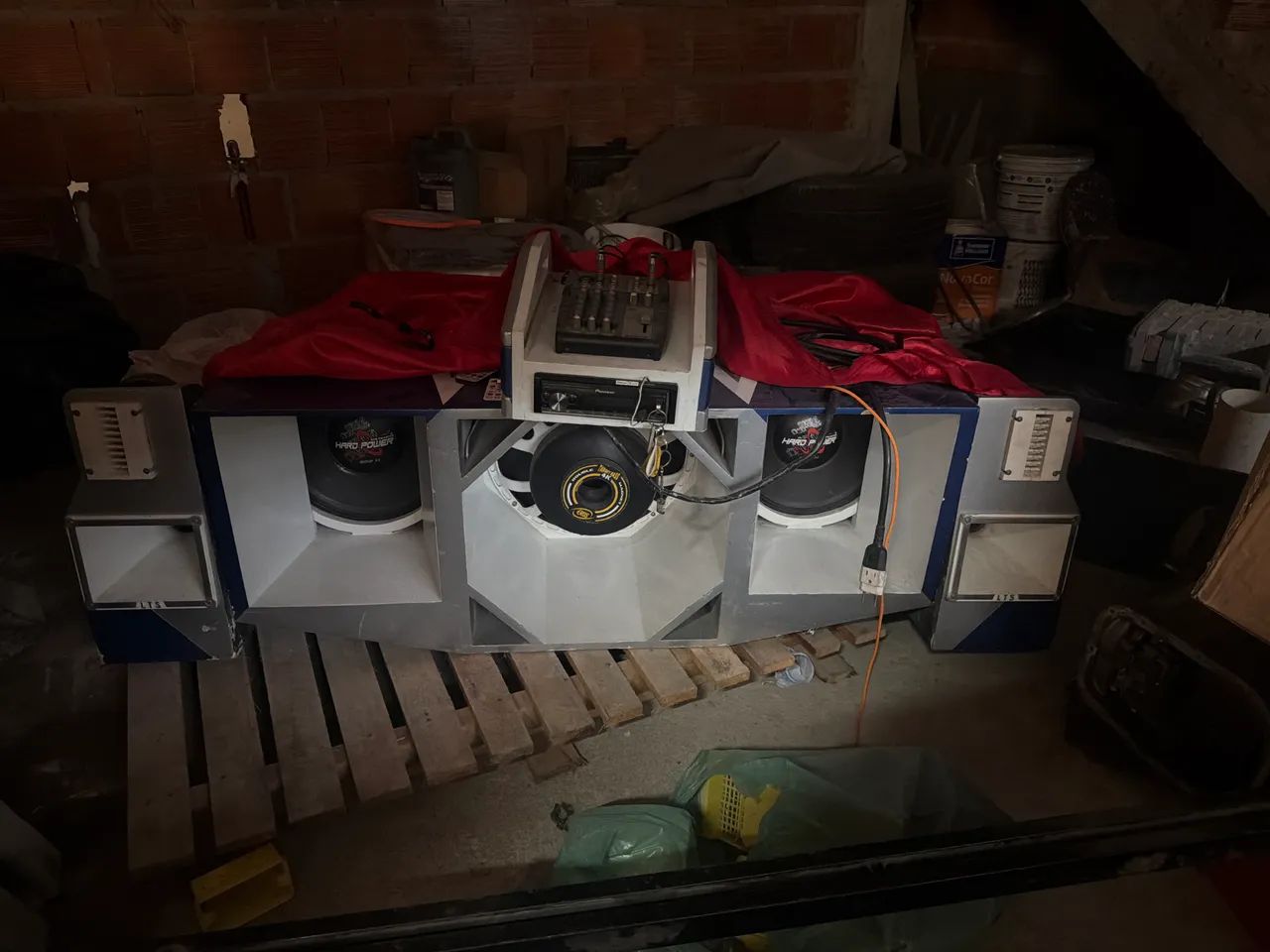 Vendo caixa trio top 8.000