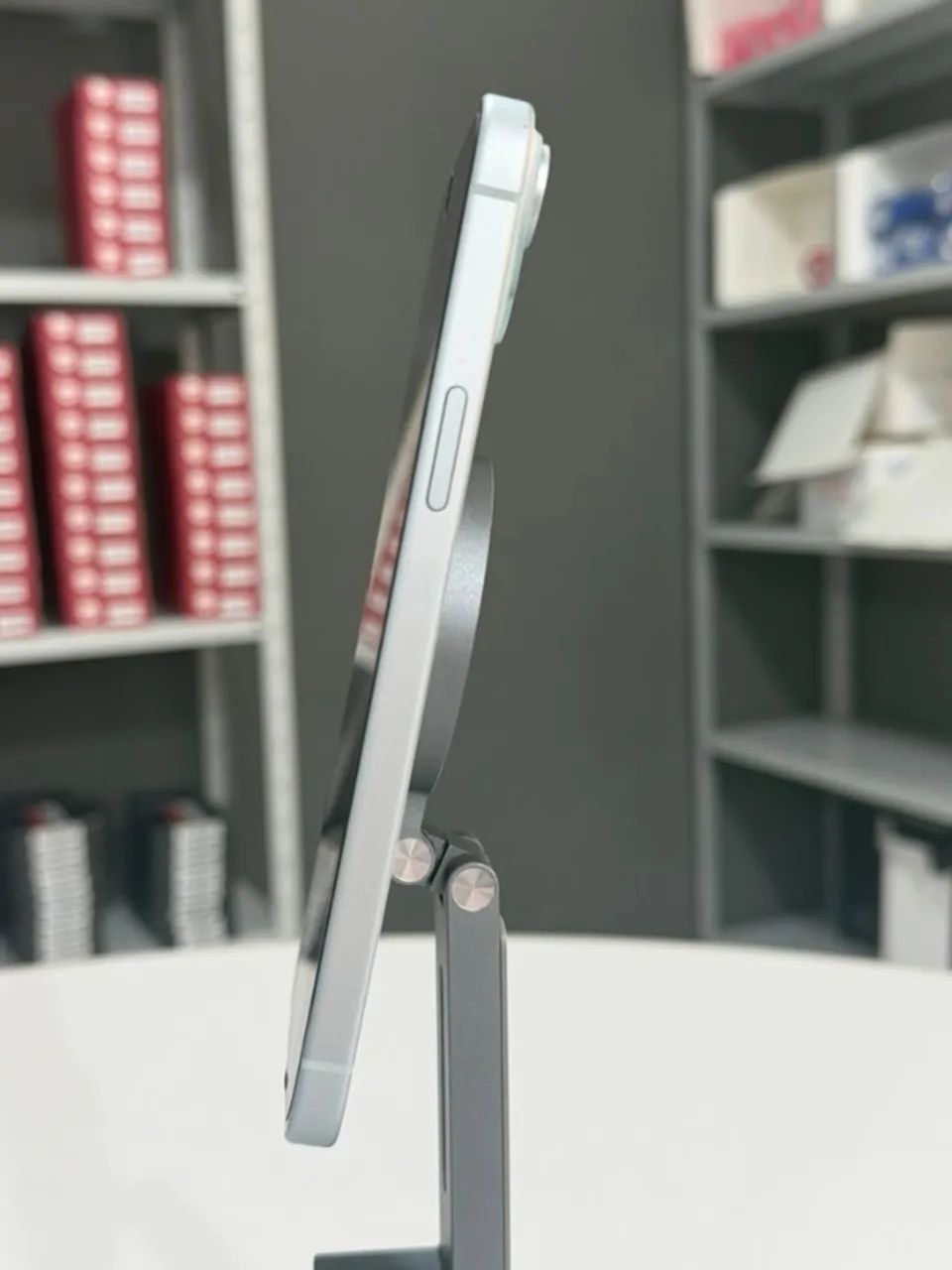 iPhone 15 Plus 128gb Branco C/ Pelicula + Capa + Cabo Carregador - Foto 2