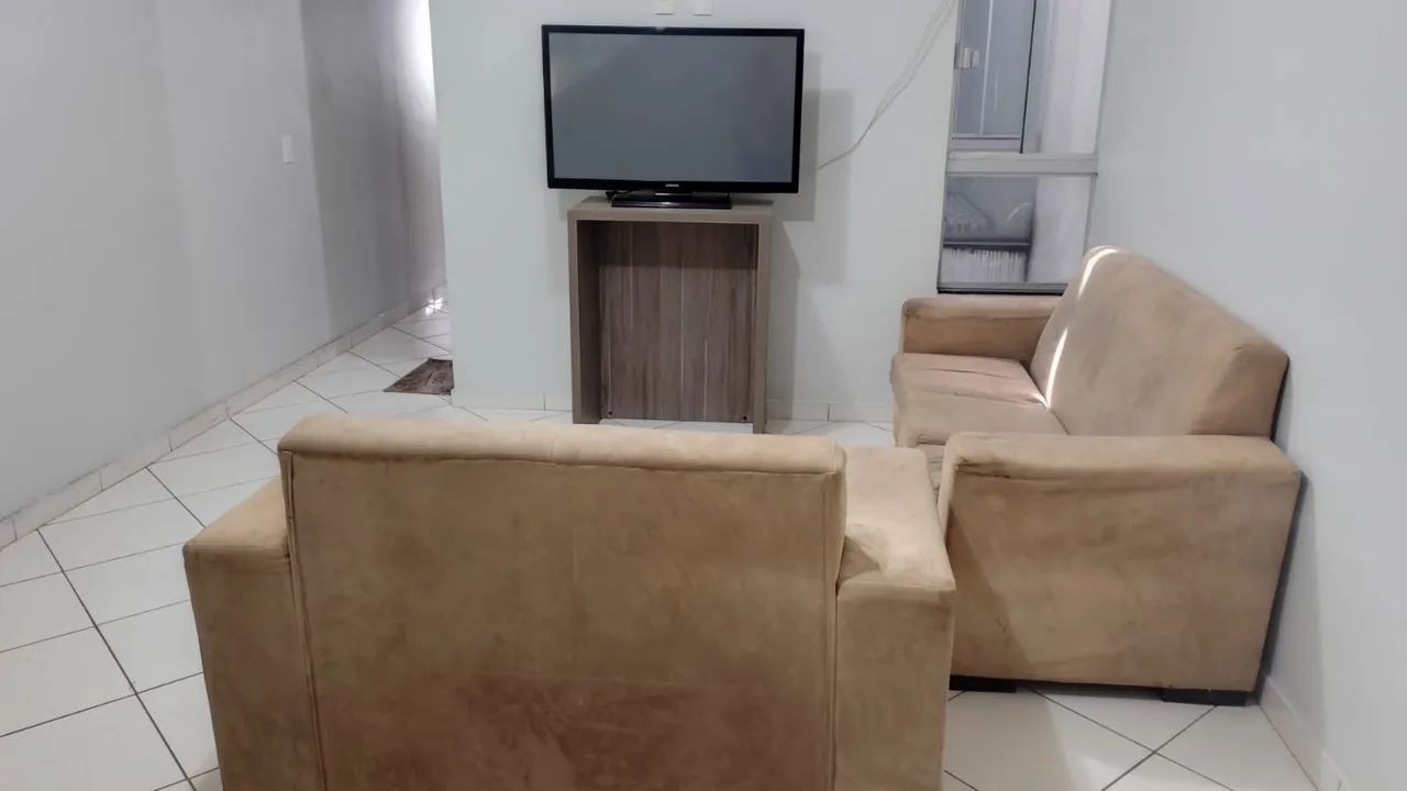 Alugo Duplex - 3 quartos (Guará 2)