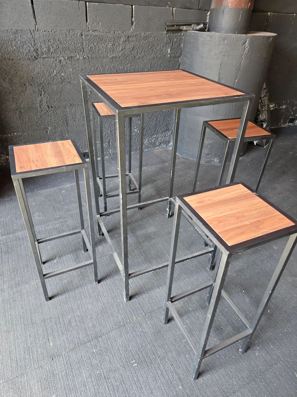 Bistro Mesa e 4 Banquetas Kit - Foto 2