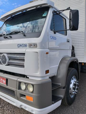VW 15180 toco reduzido MWM 6 cil bau de 7m - Foto 16