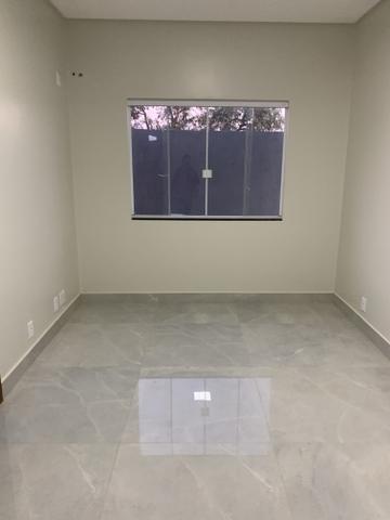 Jander Bons Negócios vende casa de 3 suítes no CABV, aceita financiamento - Foto 7