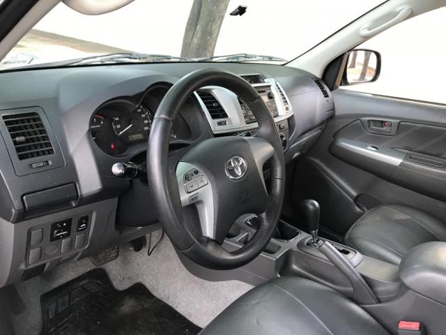 TOYOTA HILUX CD SR D4-D 4X4 3.0 TDI DIES AUT. - Foto 5