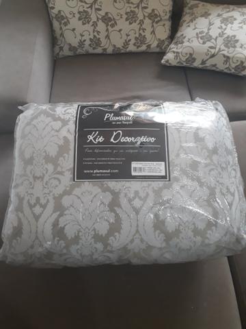 Peseira Decorativa para Cama Queen