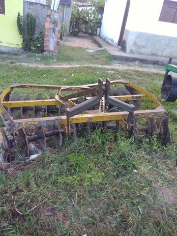 Grade de trator 24 discos