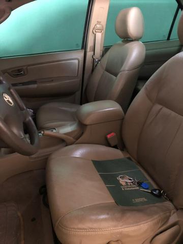 Toyota Hilux Sw4 2.7 gasolina - Foto 5