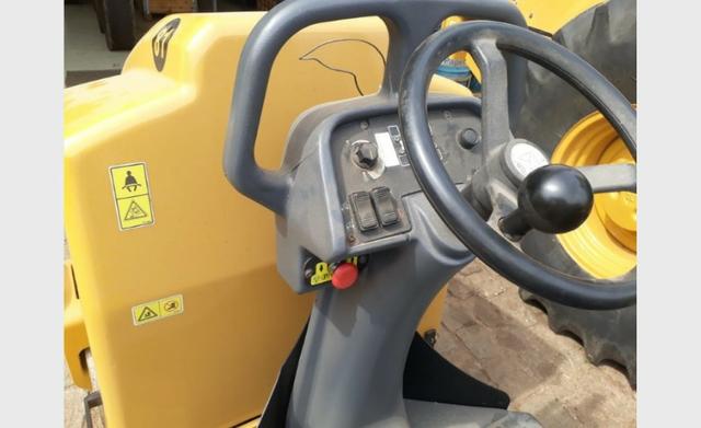 Rolo Compactador Caterpillar CB14B ano 2012 - Foto 3