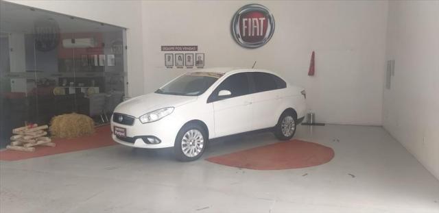 FIAT GRAND SIENA 1.6 MPI ESSENCE 16V FLEX 4P MANUAL