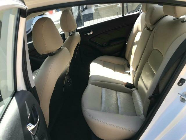 Cerato Sx3 1.6 2015 Câmbio Borboleta, Interno Creme, Volante Multifuncional! - Foto 10