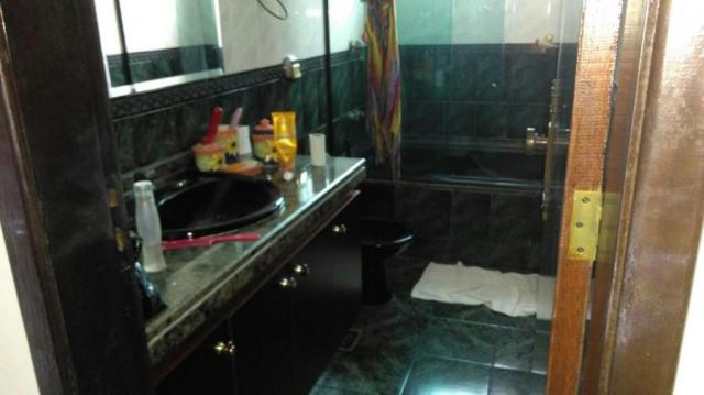 Casa para Venda em Niterói, Piratininga, 8 dormitórios, 3 suítes, 5 banheiros, 2 vagas - Foto 19