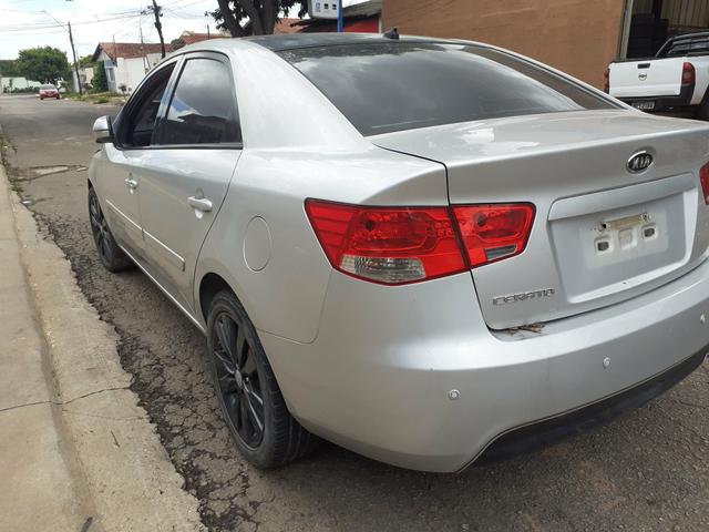 Sucata kia cerato 2010 - Foto 4
