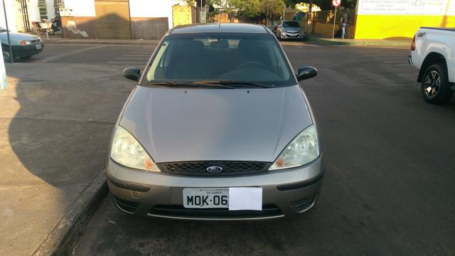Focus 1.6. hatch. Troco