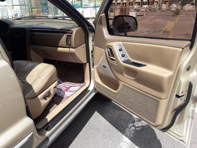 Jeep Grand cherokee laredo ano 2000 único dono - Foto 9