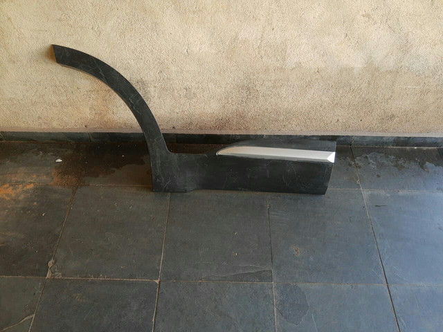 Friso da porta traseira lado direito Chery Tiggo 5x