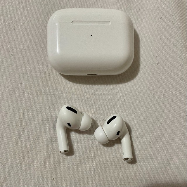 Fone De Ouvido Apple AirPods Pro Original Esquedo C/ Defeito - Áudio, TV,  vídeo e fotografia - Ponte dos Carvalhos, Cabo de Santo Agostinho  1002653880 | OLX