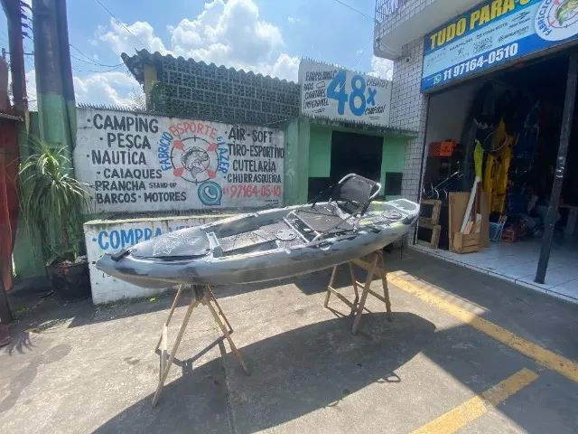 Caiaque Tucunare com acesso a pedal ou motor completo com cadeira e remo avalio trocas - Foto 6