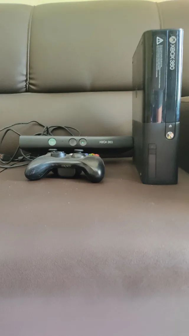 CONSOLE - XBOX 360 SUPER SLIM - 500 GB (6)