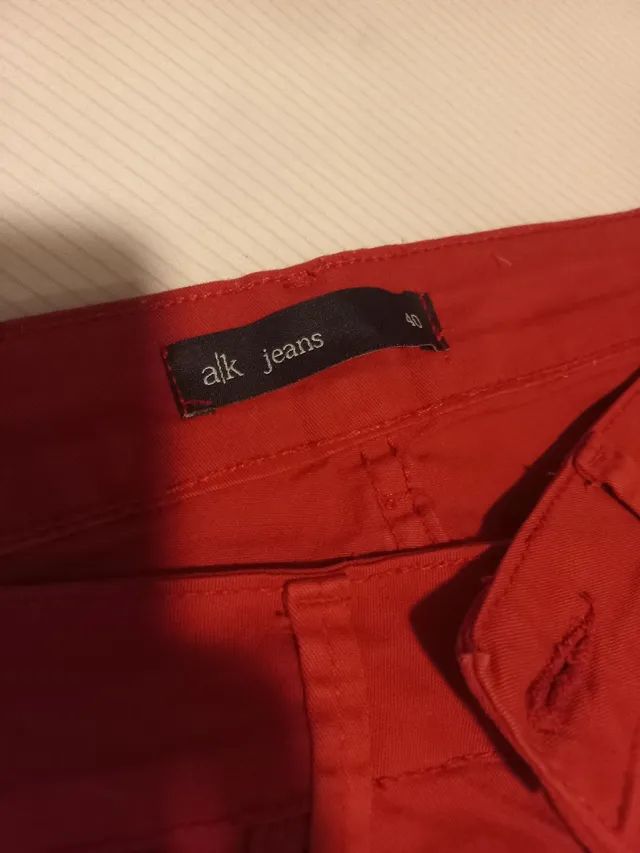 Calça jeans vermelha 40