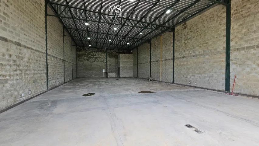 Galpão 300m2- Valparaiso de Goiás- Venda e locação  - Foto 5