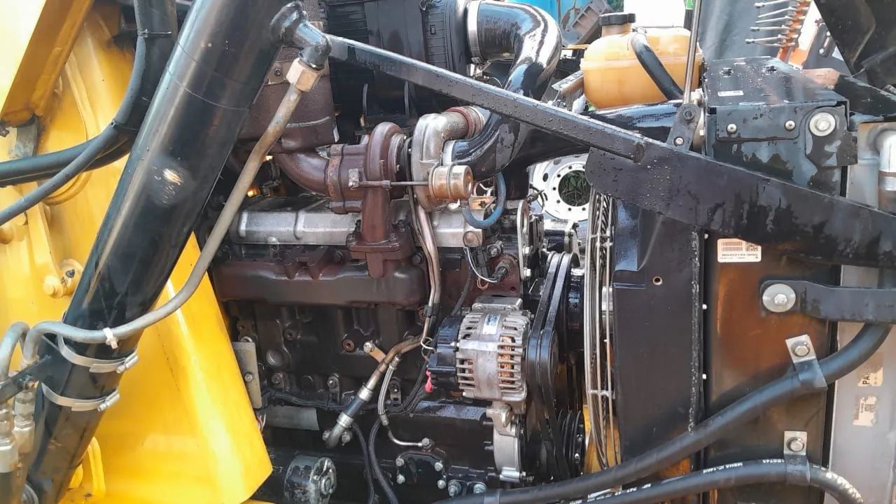 Retro escavadeira caterpillar 416E ano 2013 - Foto 5