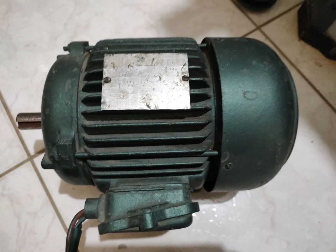 Motor trifásico 1/2 - Foto 2