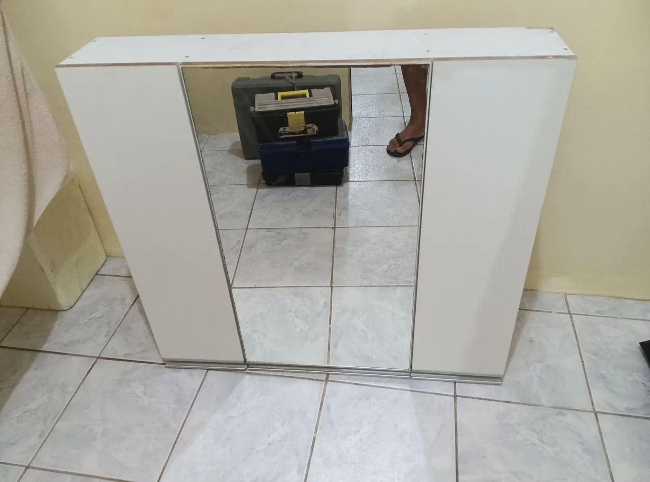 Armário para vários umfins