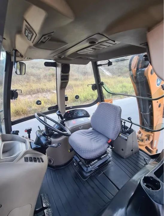 Retroescavadeira Case 580N 2016 - Foto 4