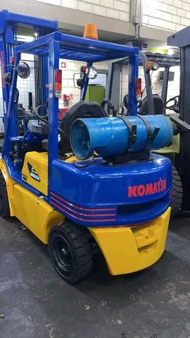 Empilhadeira GLP Komatsu, FG 25, capacidade 2.500Kg - Foto 3