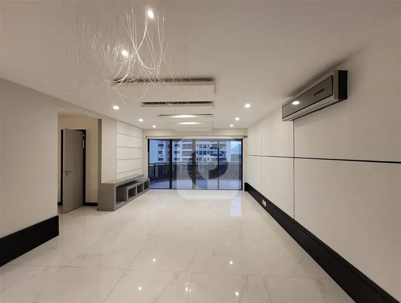 Apartamento 4 quartos, sendo 3 suítes - Foto 2