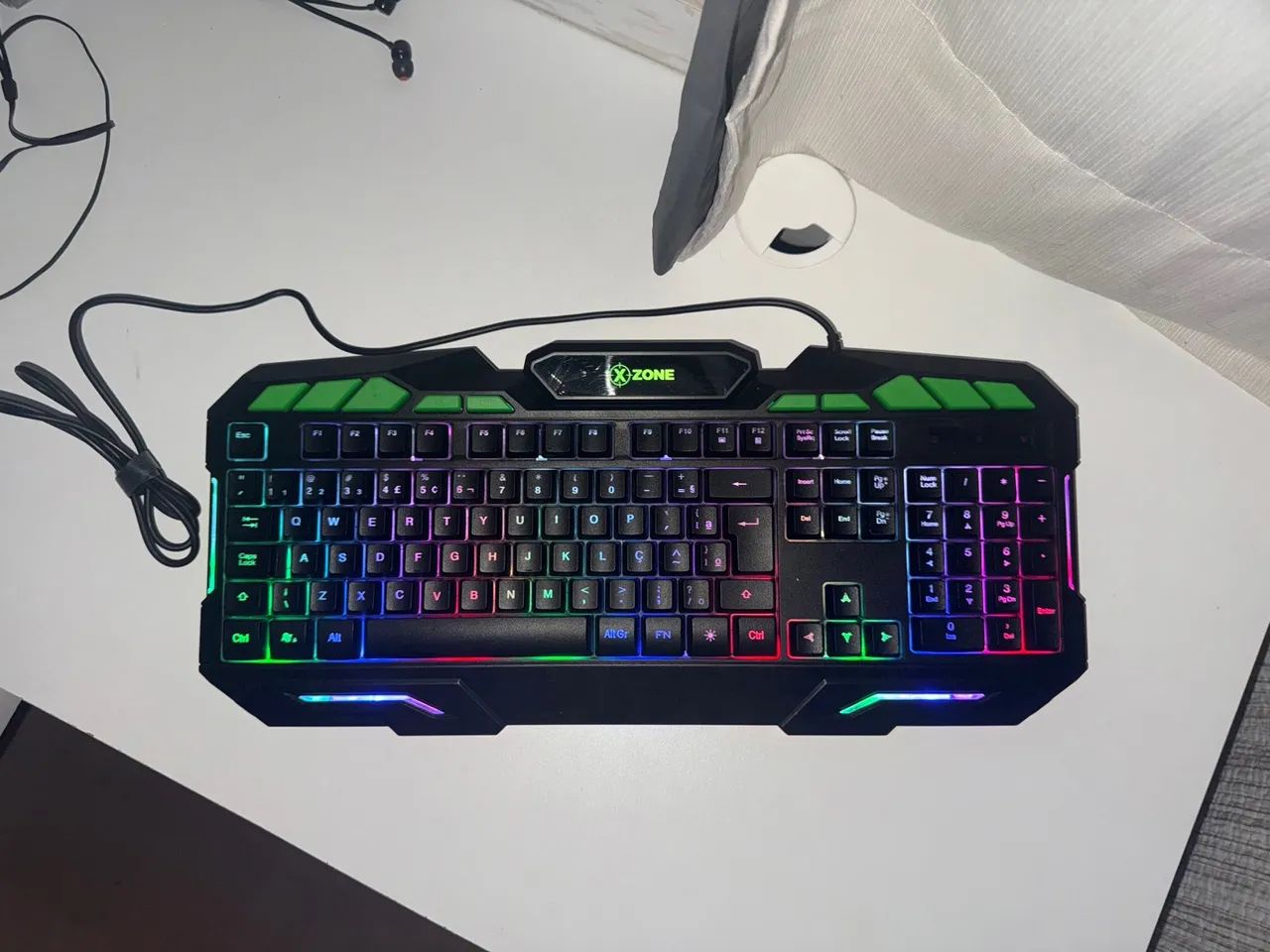 Teclado Gamer com LED