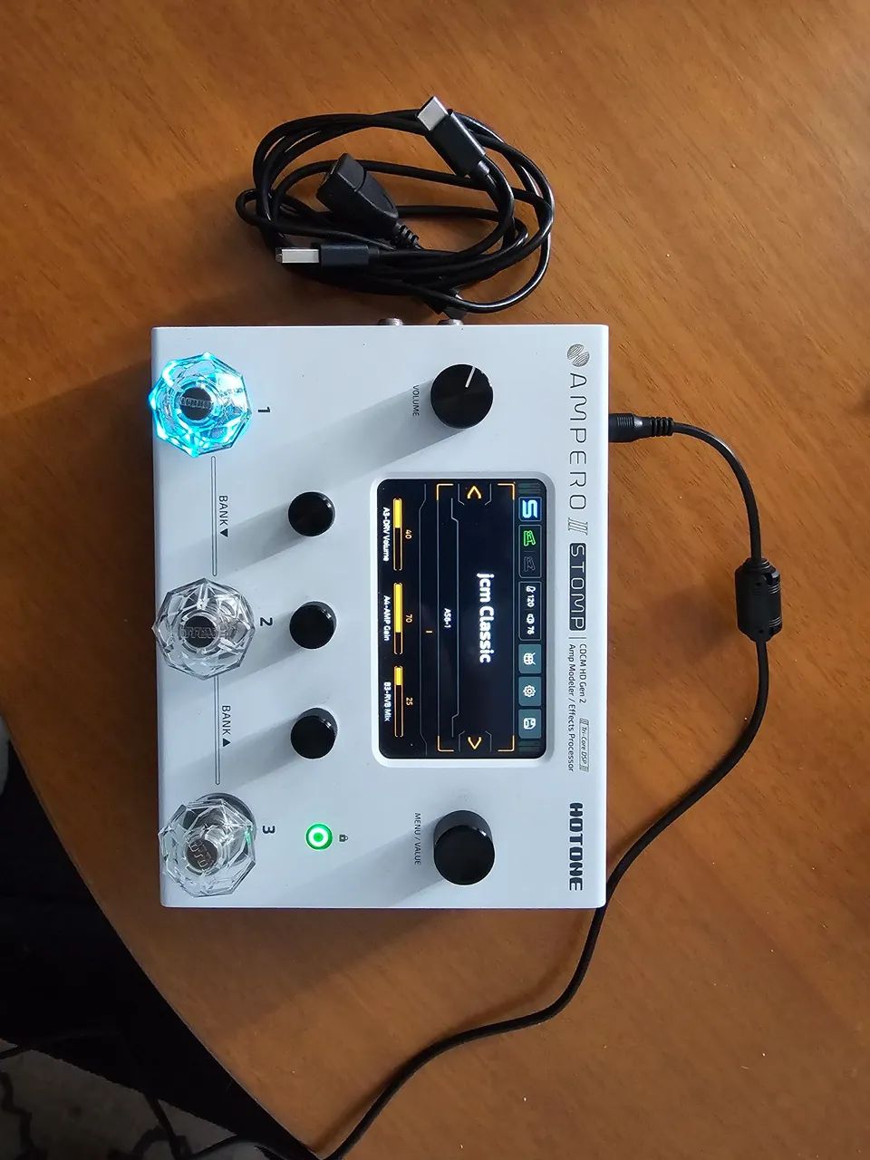 ampero ii stomp 未使用品 Ampero II Stomp semi nova - Instrumentos musicais - Engenho da