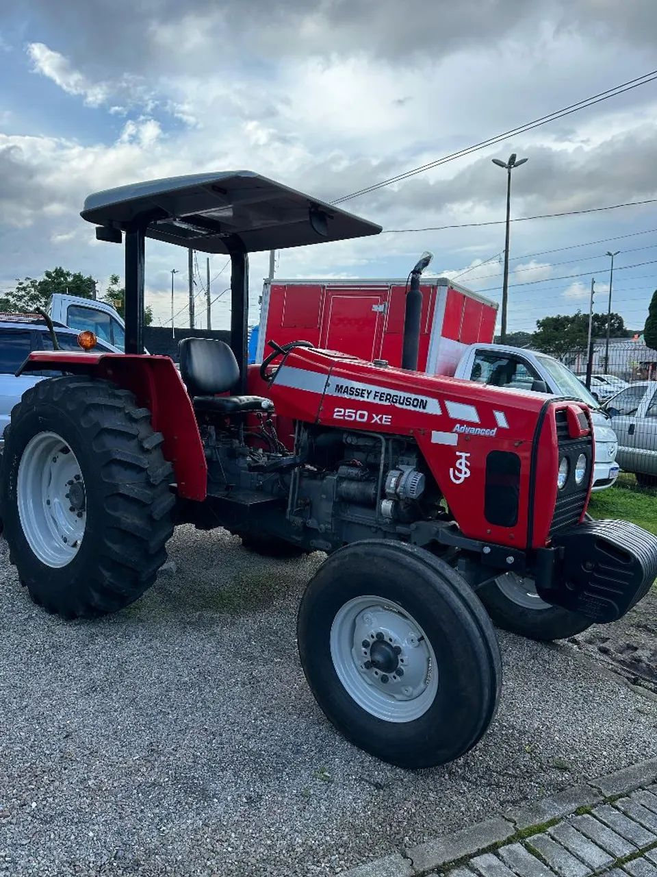 Trator Massey Ferguson 250 XE