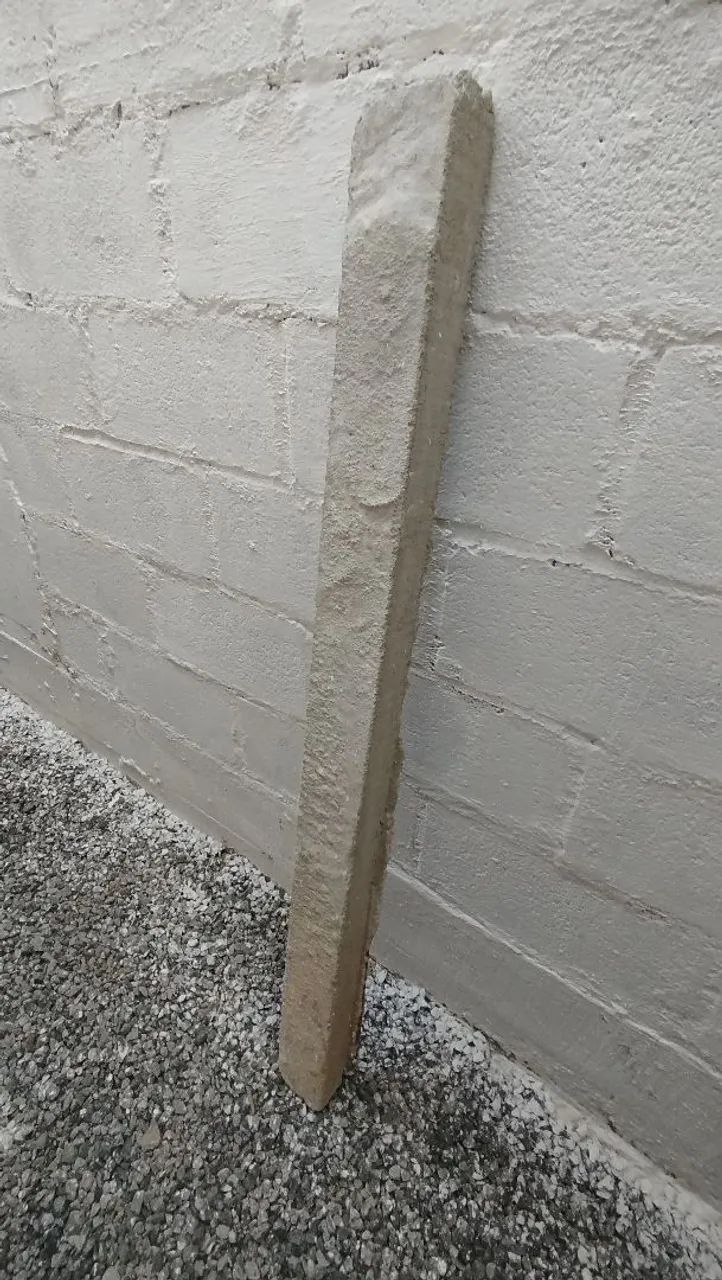 Vigota (viga) de concreto nova, 1,3m x 10cm x 7cm
