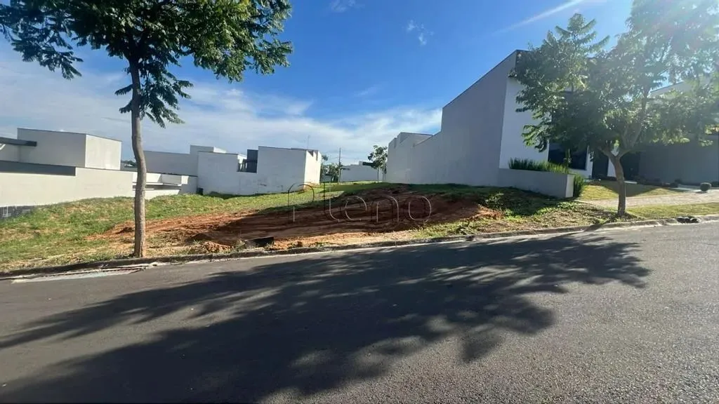Terreno à venda em Indaiatuba, Colinas de Indaiatuba, com 300 m², Jardim Laguna