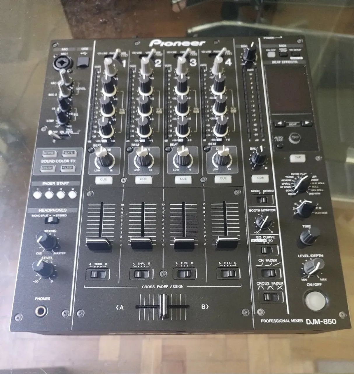 Pioneer DJM-850 + Inno Fader PNP 取付け済み djm-850-main.jpg