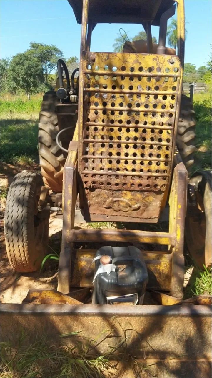 Trator valmet 85 duplado com lâmina e grade - Foto 2