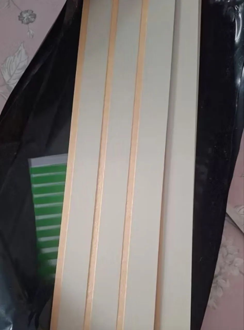 200 placas ripadas autocolantes . 45 cm /11 cm .  - Foto 2